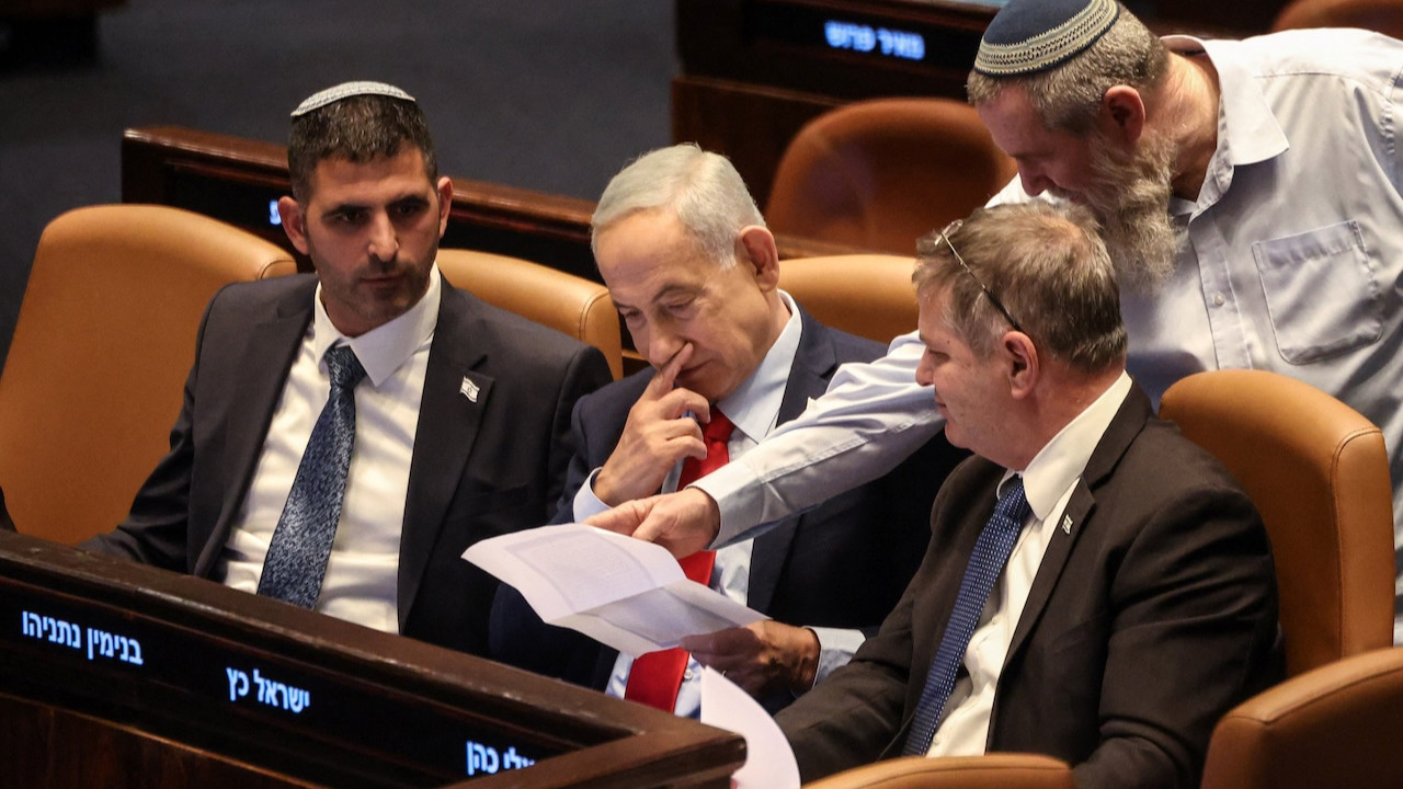 Netanyahu ifadeye çağrıldı