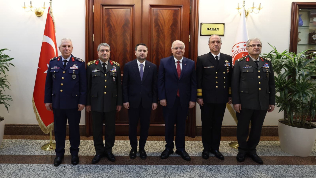 Yaşar Güler ve komuta kademesinden Akın Gürlek'e ziyaret