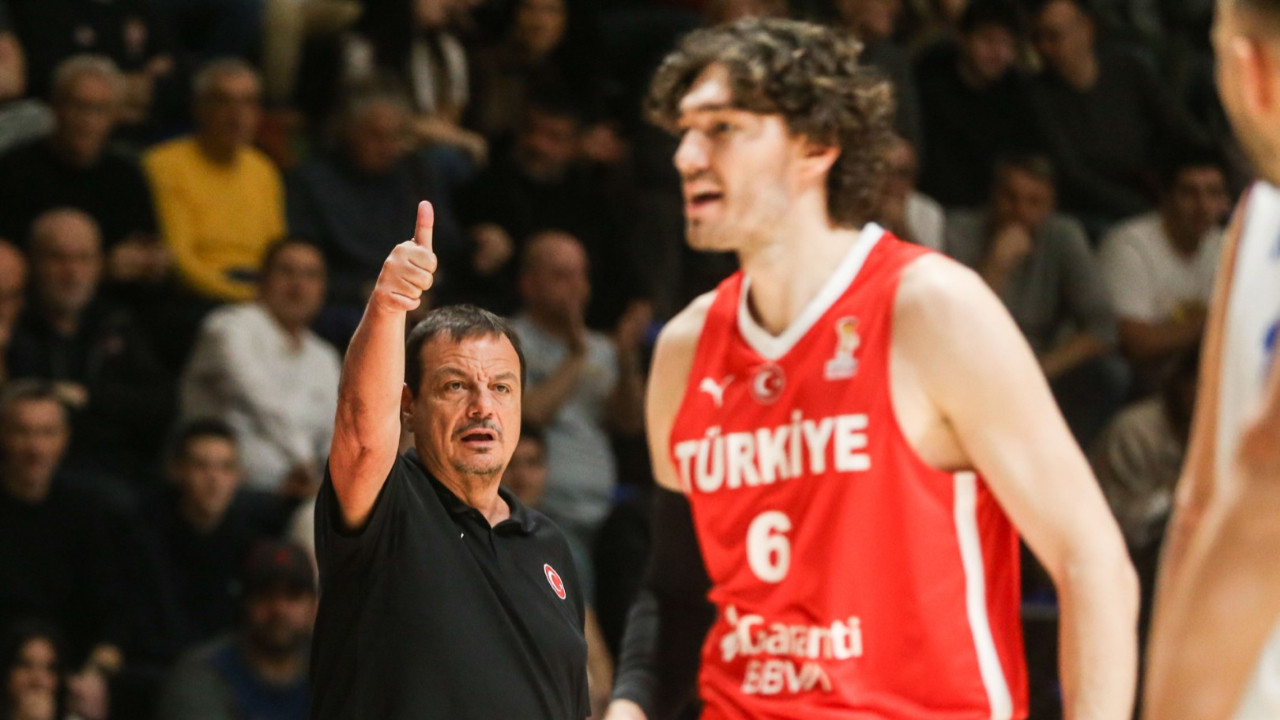 12 Dev Adam, Sırbistan'ı Belgrad'da devirdi: Dünya Kupası yolunda 3'te 3 yaptık