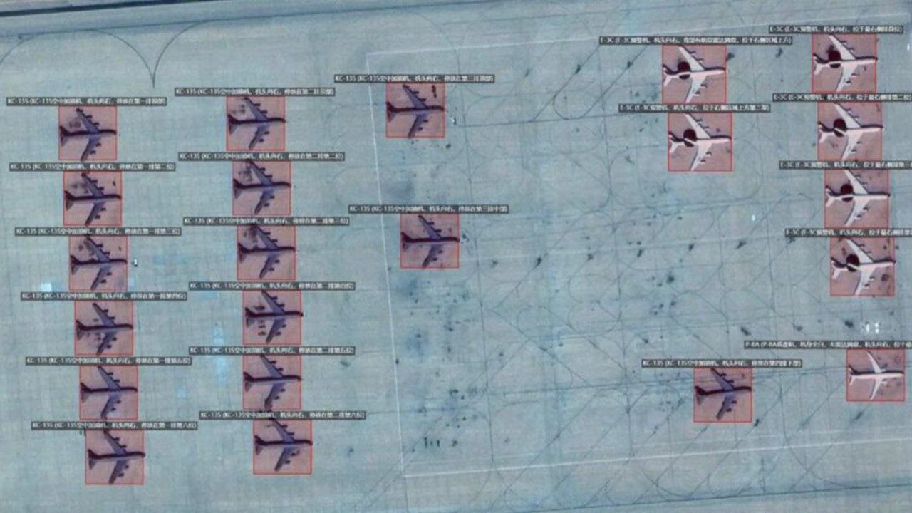 Uydu görüntüleri çıktı: ABD savaş uçakları İsrail'de