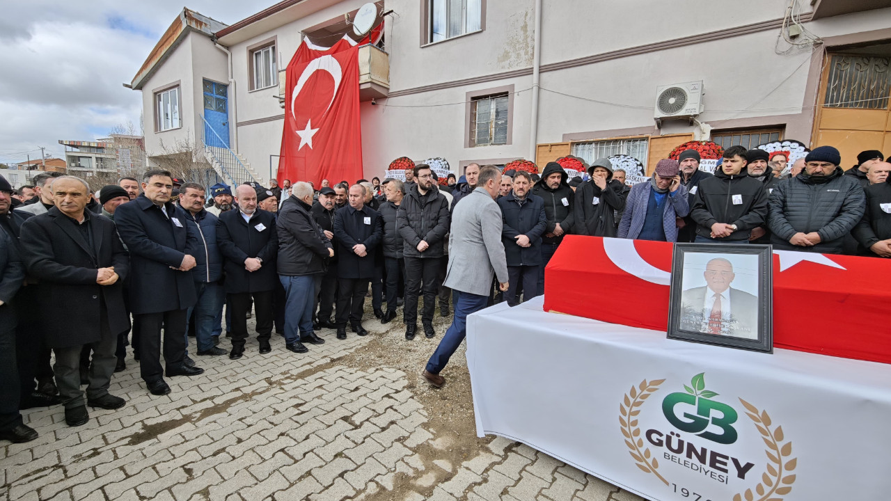 Belediye başkanı kalp krizinden hayatını kaybetti