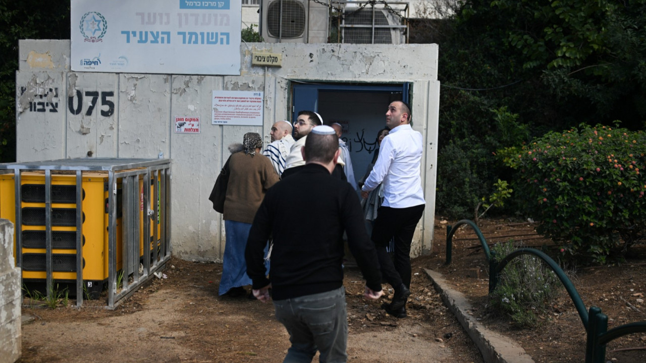 İsrail'de patlama ve siren sesleri