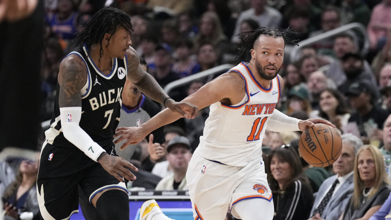 New York Knicks, Milwaukee Bucks'u evinde sahadan sildi: 98-127