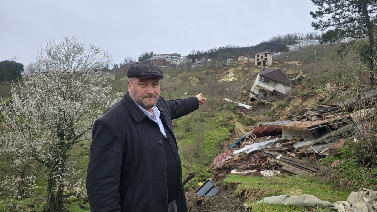 Ordu’da heyelan: Fatsa’da 2 ev ve spor tesisi yıkıldı
