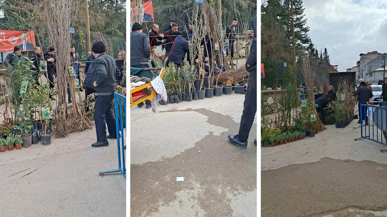 Seyyar satıcılar kendilerini uyaran zabıtalara bıçakla saldırdı