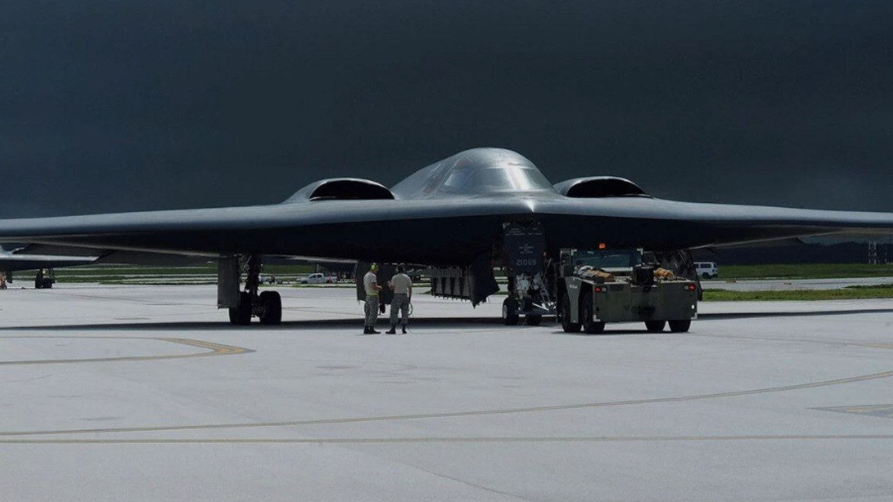 ABD, İran saldırısında B-2 bombardıman uçaklarını kullandı