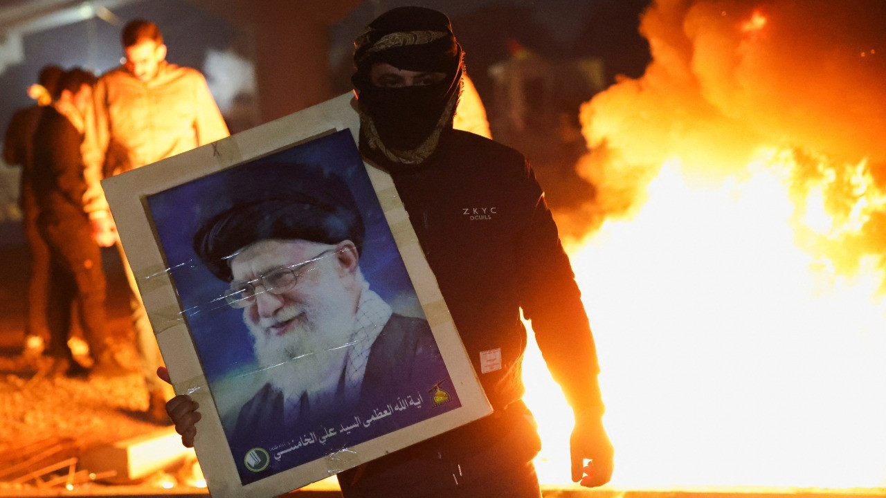 İran destekçileri Bağdat’taki Yeşil Bölge’ye girmeye çalıştı