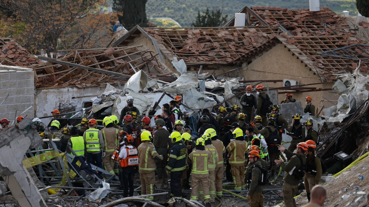 İran saldırısındaki yıkım görüntülendi: Çok sayıda ölü var