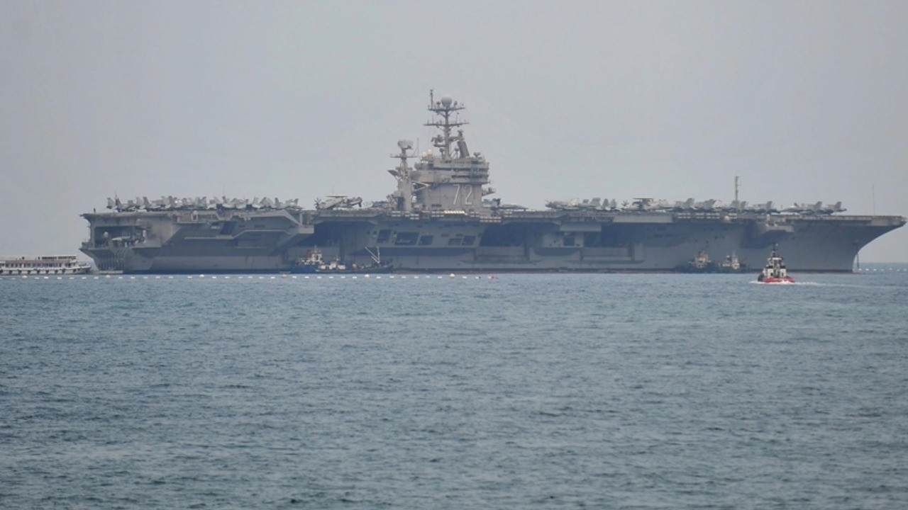 İran'dan yeni iddia: Abraham Lincoln'u 4 füzeyle vurduk