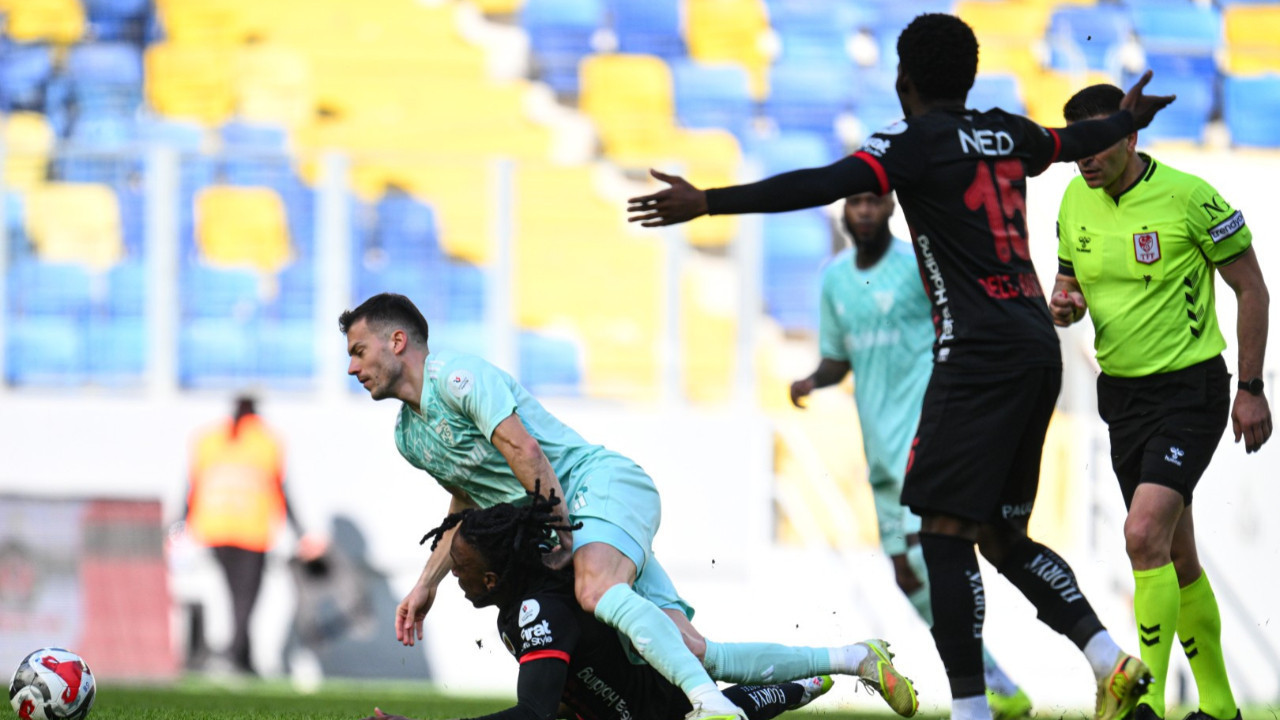 Kayserispor, Ümit Öztürk için TFF'ye gidiyor: '3 puanı gasp etti'