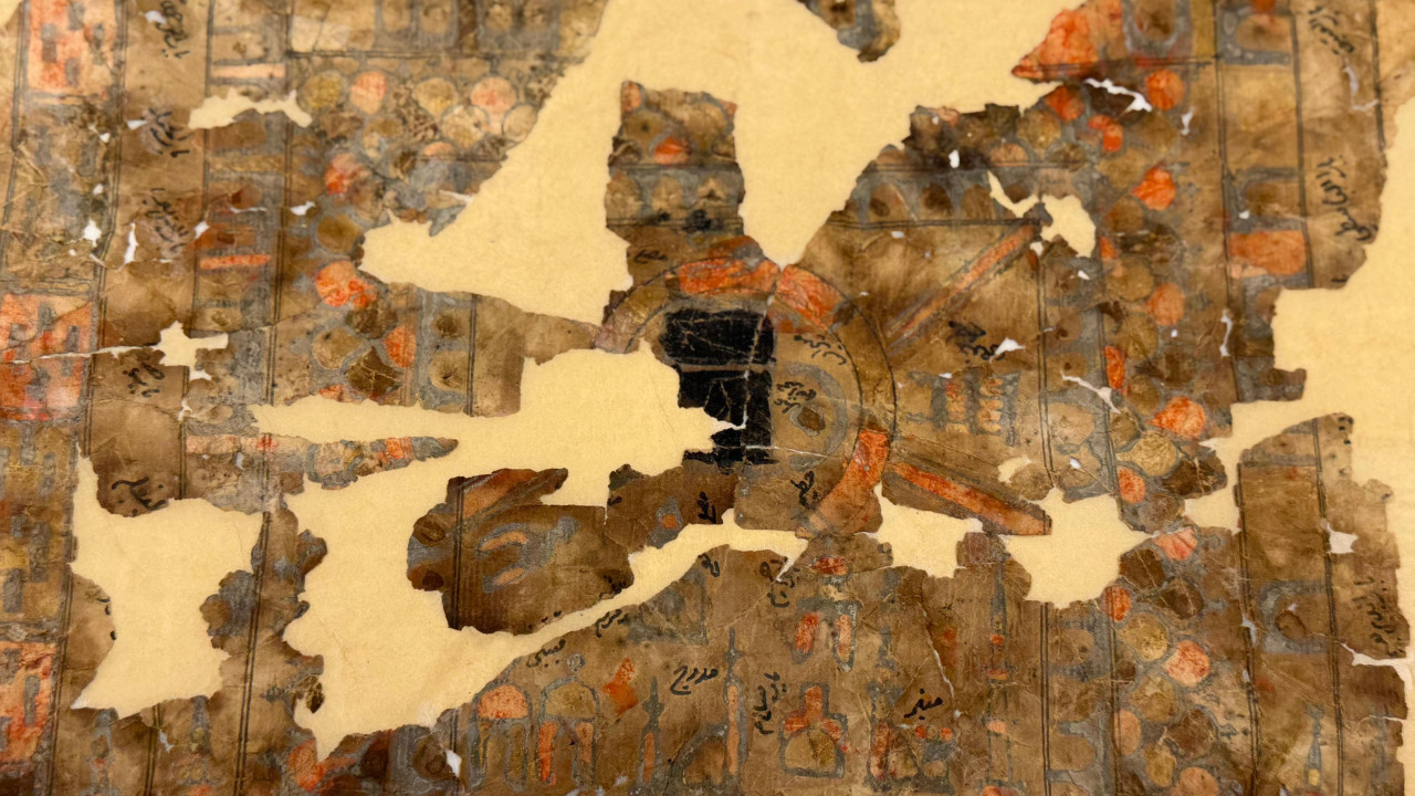 Mekke’nin asırlık şehir planı Kütahya'da cami duvarından çıktı