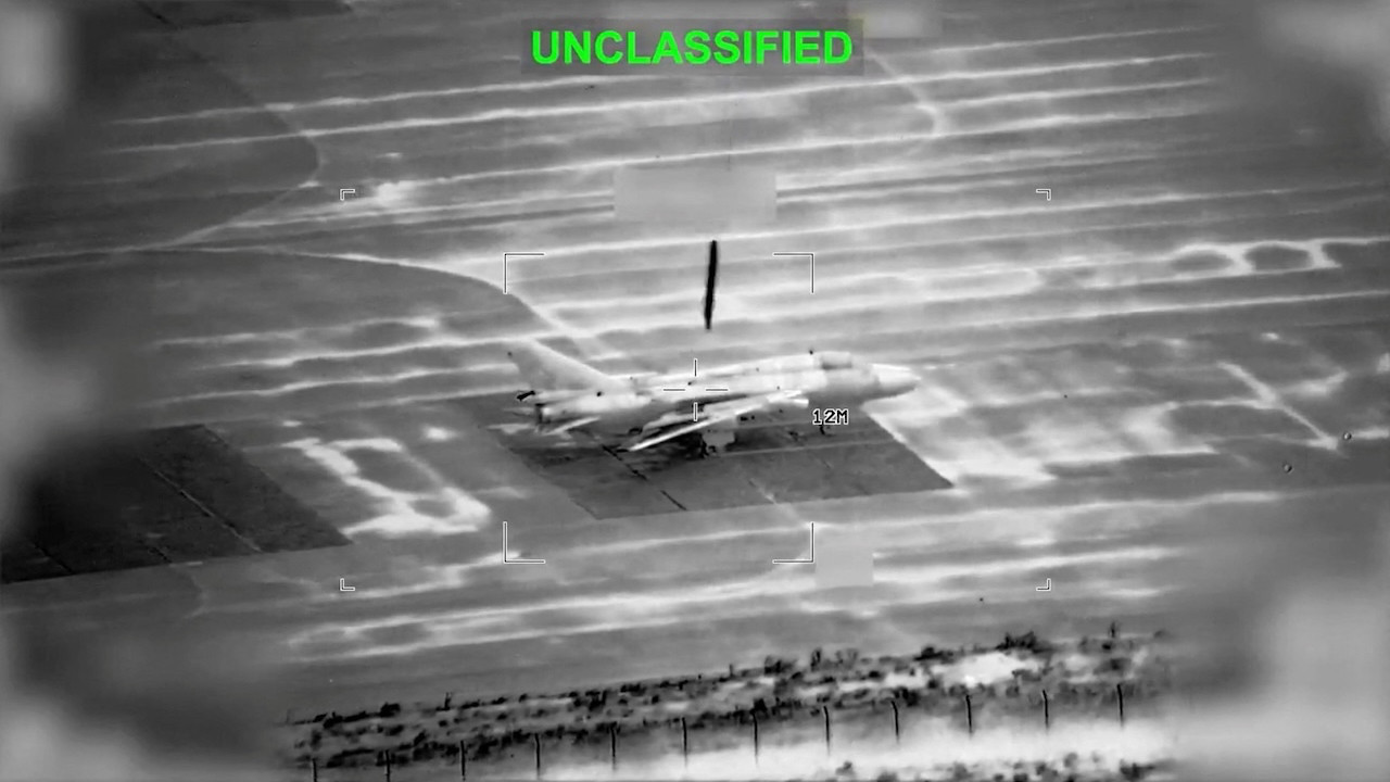 CENTCOM yayınladı: İran'ın balistik füze rampaları böyle vuruldu