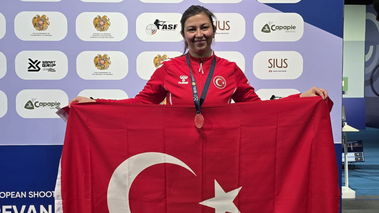 Milli atıcı Elif Duygu Eren, Avrupa üçüncüsü oldu