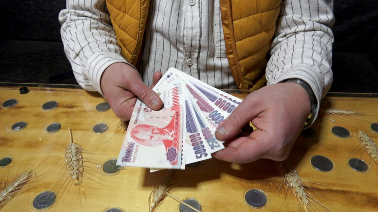 Harca harca bitmezdi… Şimdi duvarlarda sergileniyor