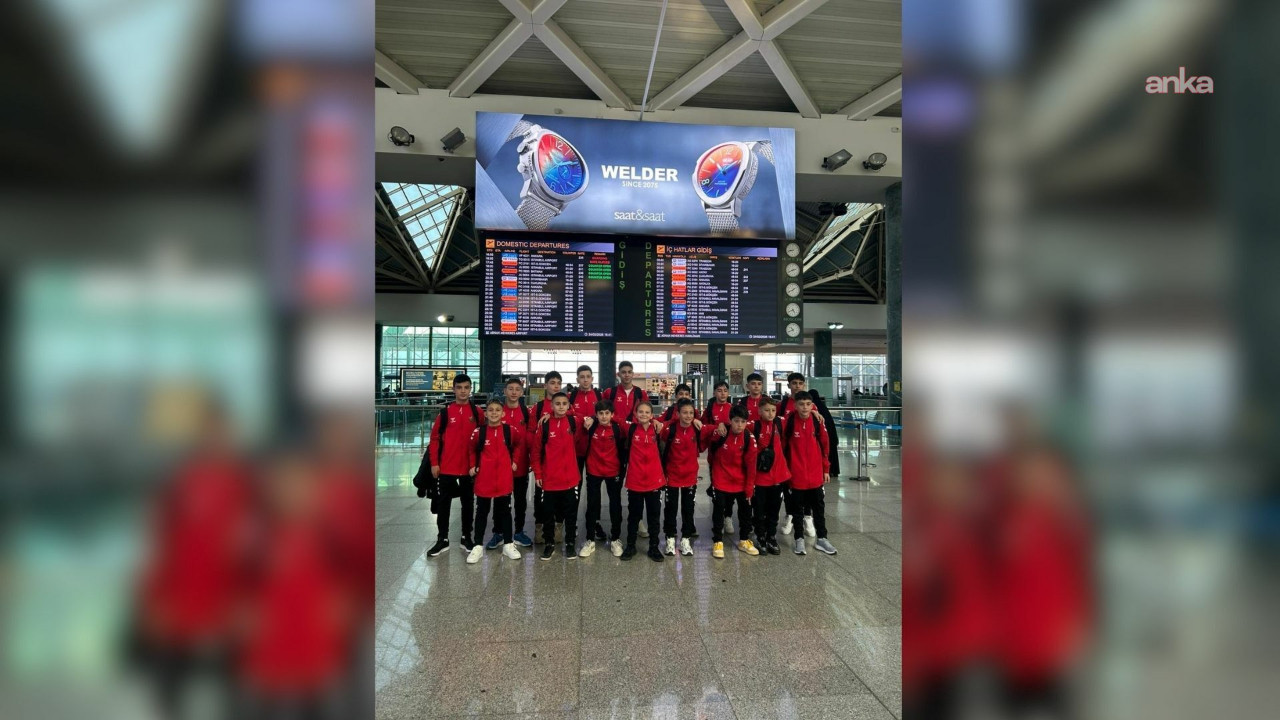 Kuşadası Küçükada Futbol Takımı, Katar'da mahsur kaldı
