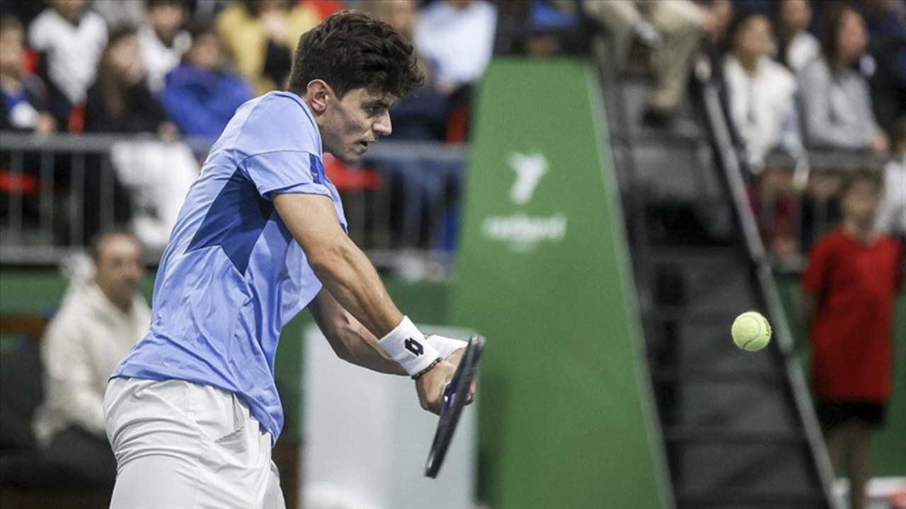 Milli sporcunun maçında korku dolu anlar: Savaş alarmı çaldı