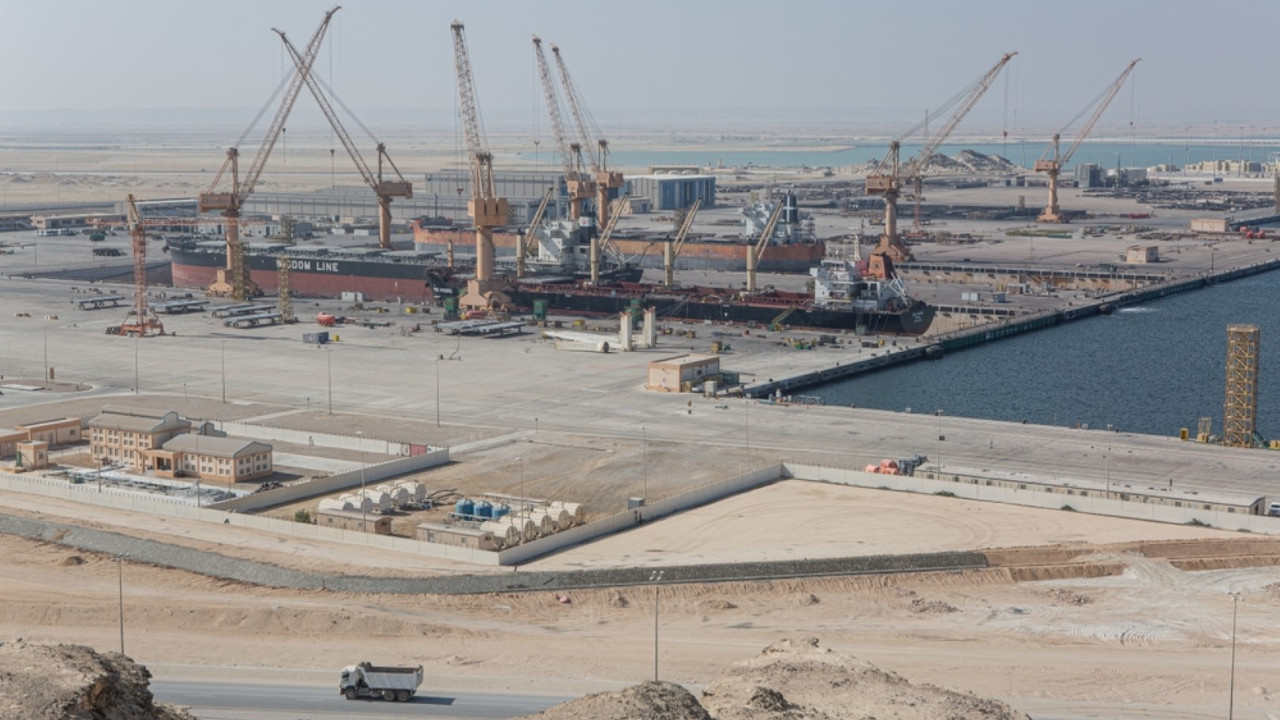 Umman'da limana İHA saldırısı