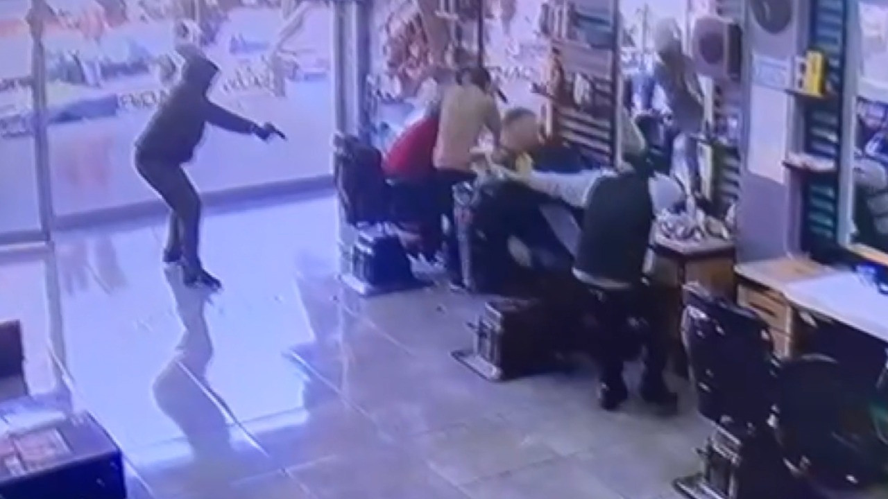 Berbere silahlı saldırı: 1 yaralı