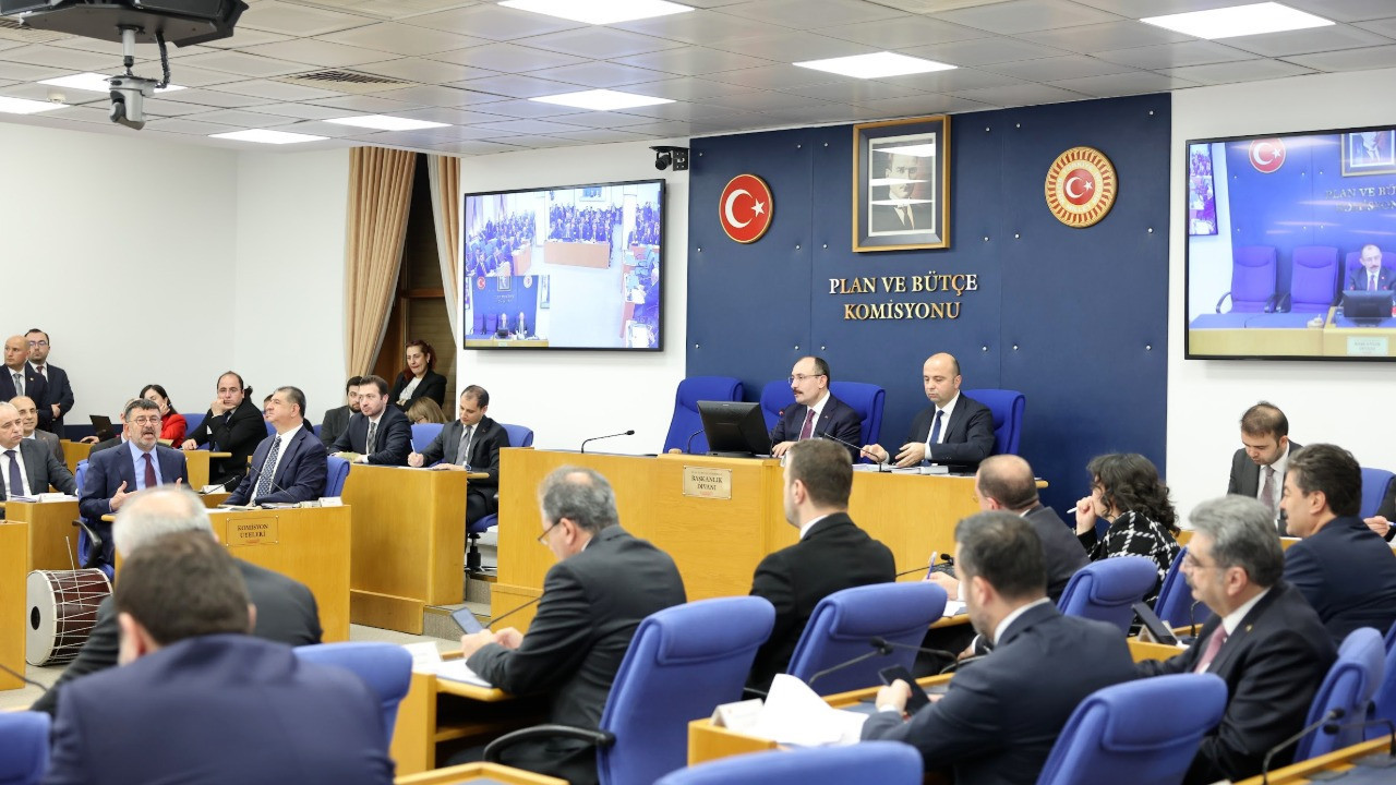 CHP'li Ocaklı'dan AKP'li Şahin'e: Emekli maaşını asgari ücret seviyesine getirmek için çaba göster