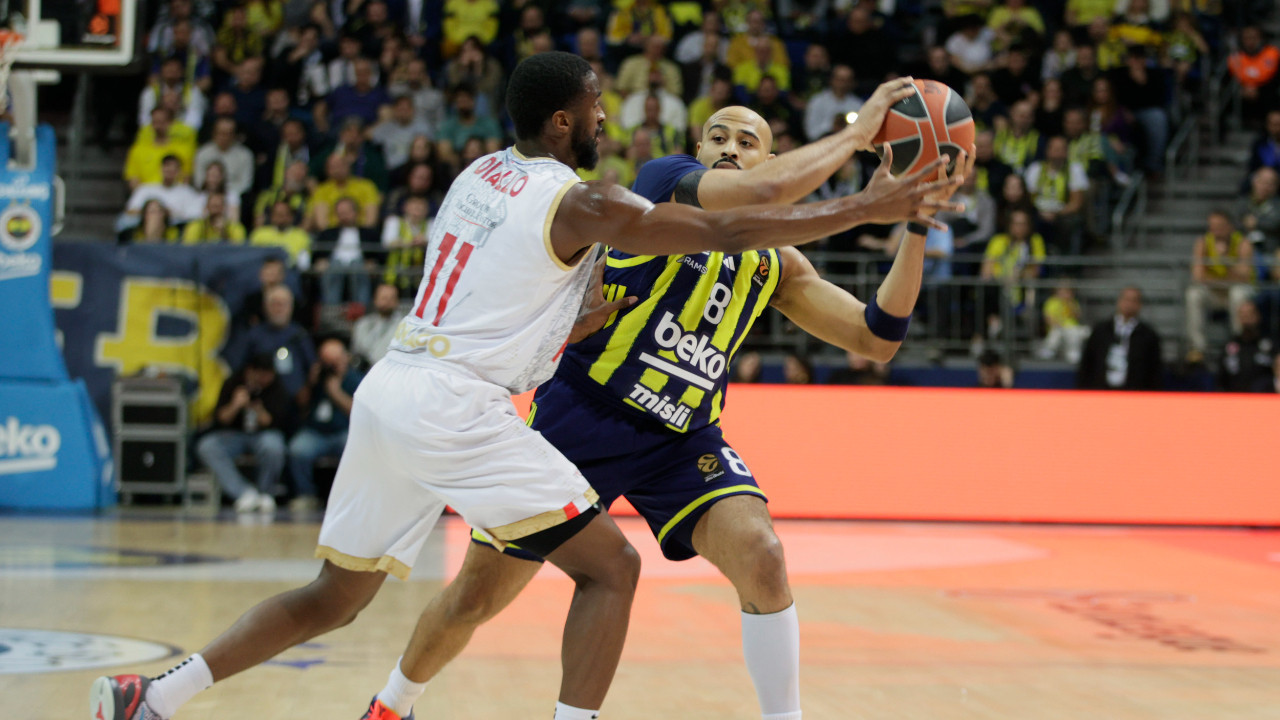 Fenerbahçe, Monaco'yu Tucker ile yıktı: Maç sonu kavga çıktı