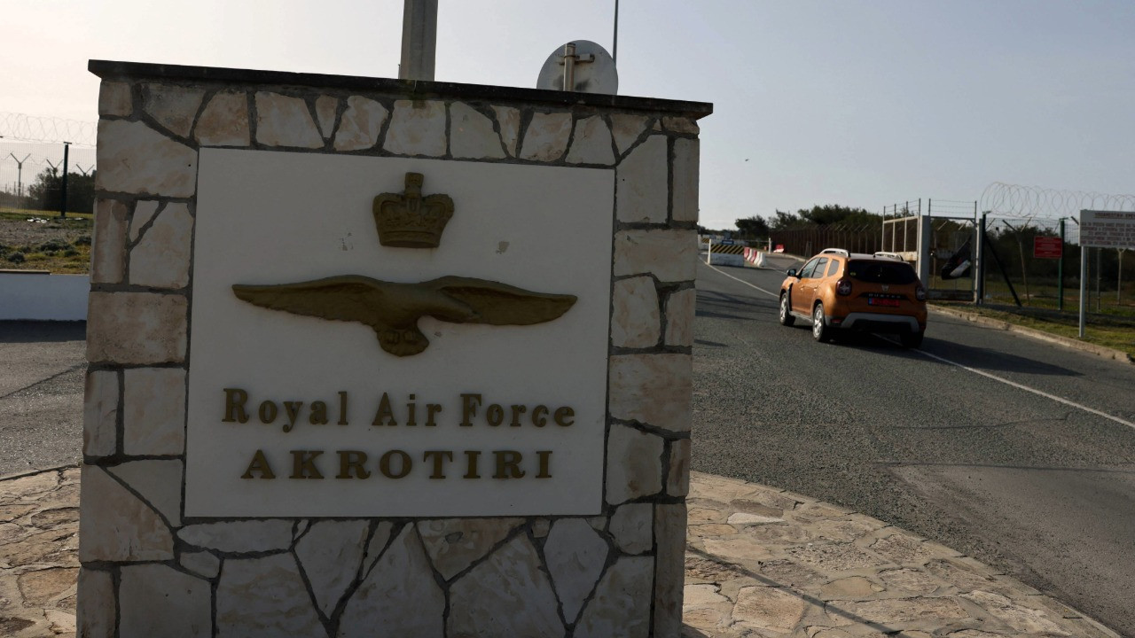 İngiltere: Kıbrıs’taki üssü vuran dron İran’dan kalkmadı