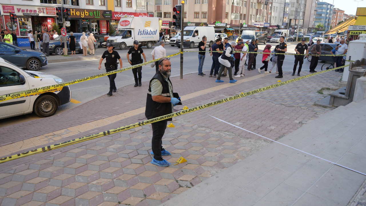 Silahla vurulan vatandaşa yerde yatarken tekme atmıştı: Cezası belli oldu