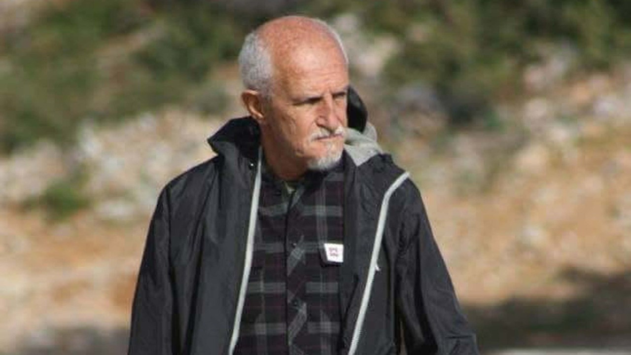 Bahçesindeki merdivenden düşüp öldü