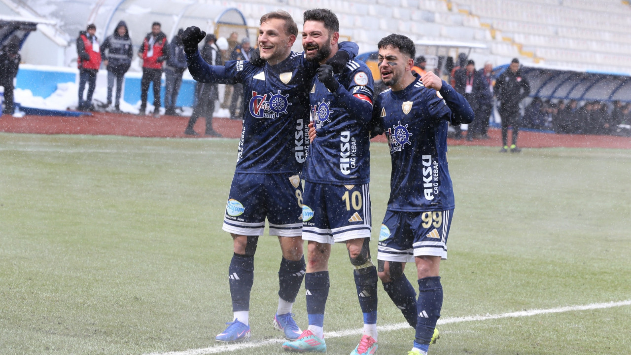 Erzurumspor FK'den dosta güven, rakiplere korku veren galibiyet: 8-1