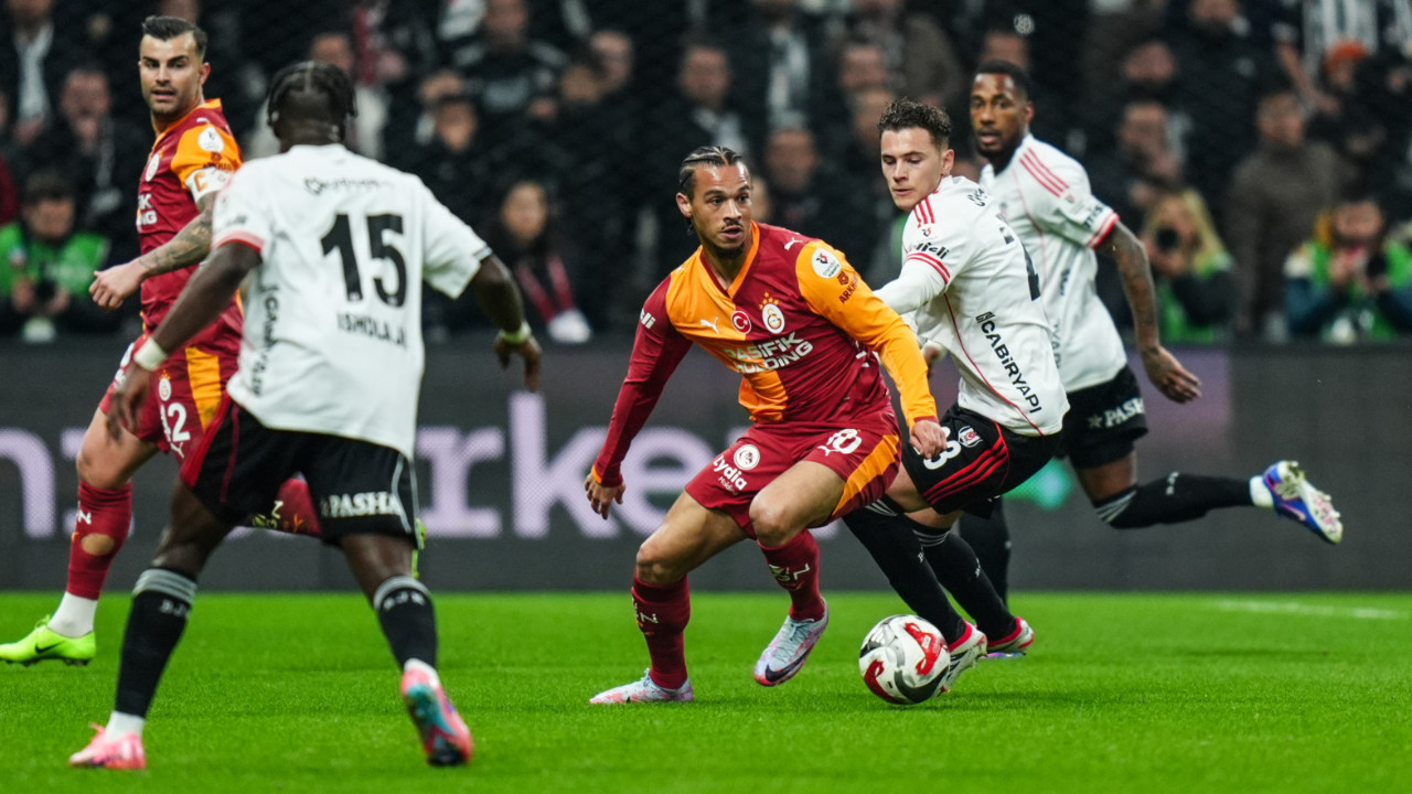 Leroy Sane kariyerinin ilk kırmızı kartını gördü