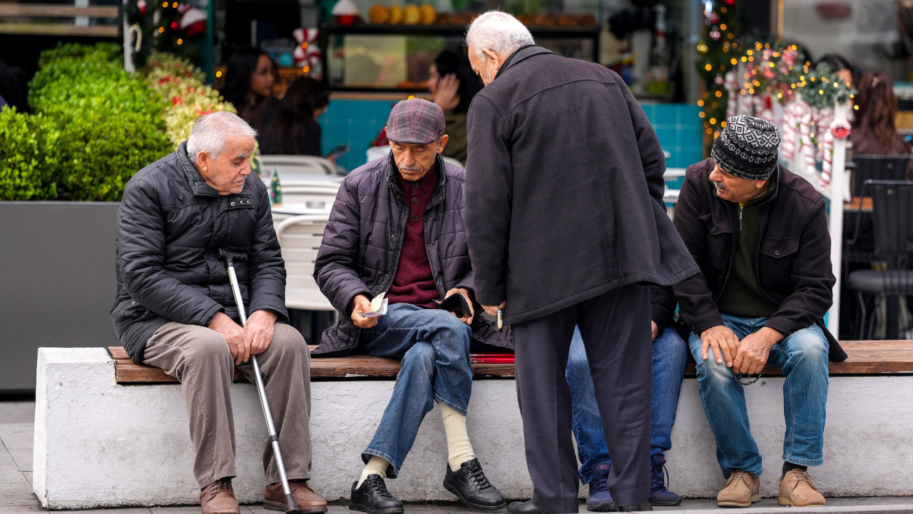 3 ilde emekli sayısı çalışan sayısını geçti