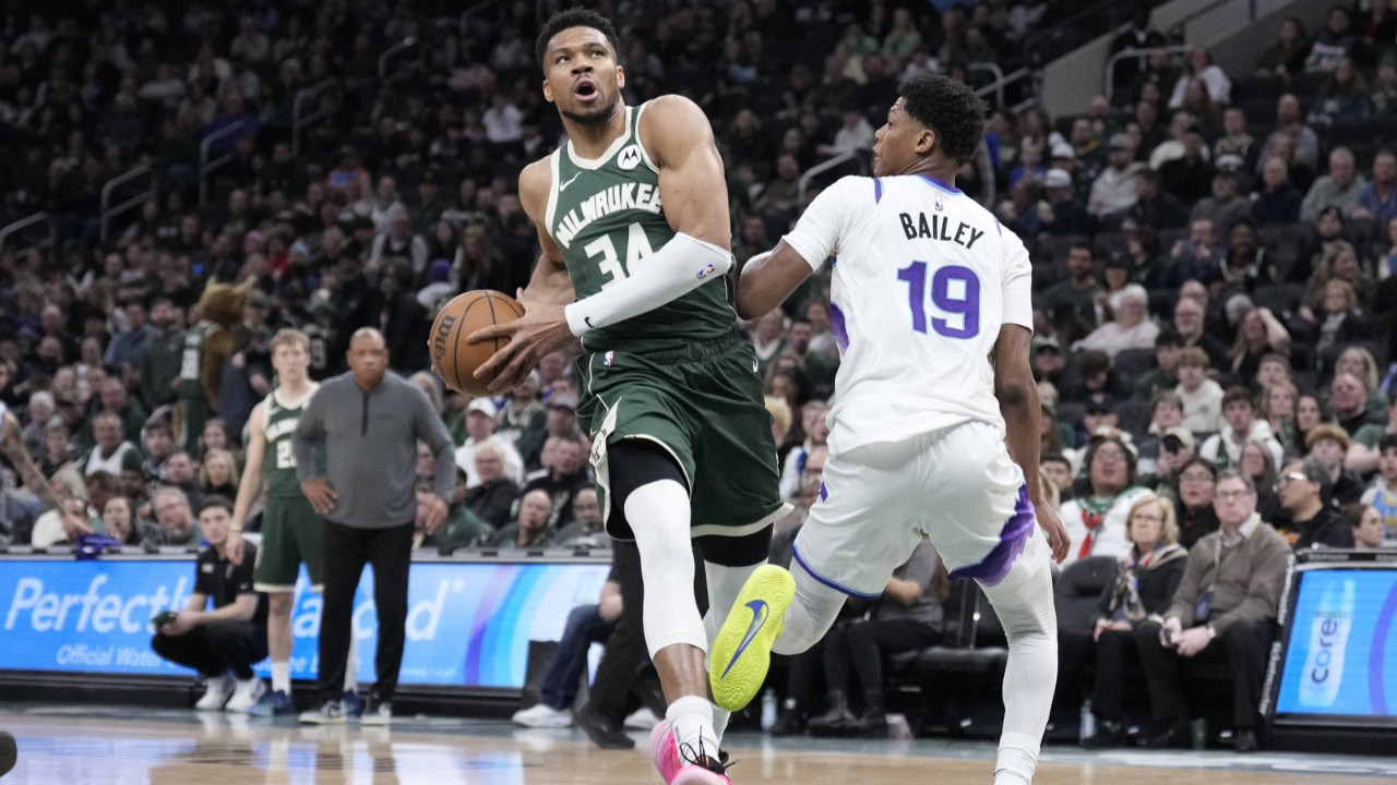 Giannis sahne aldı, Bucks evinde Jazz’ı rahat geçti: 113-99