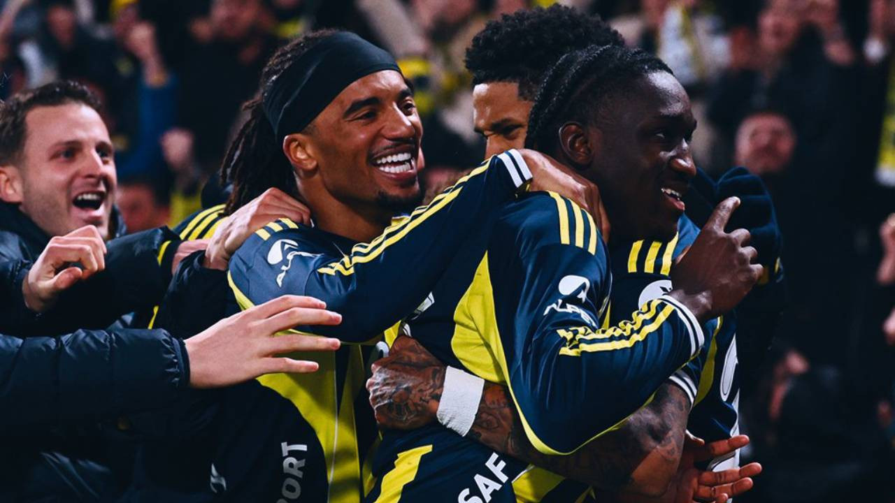 Kadıköy'de kabustan zafere! Fenerbahçe 90+5'te hayata döndü: 3-2