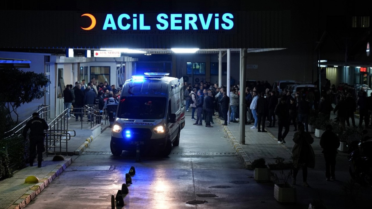 Kars'ta silahlı sopalı kavga: 2 yaralı