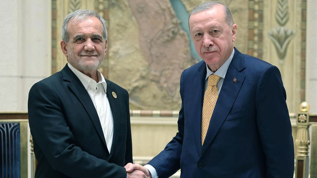 Erdoğan, Pezeşkiyan ile görüştü