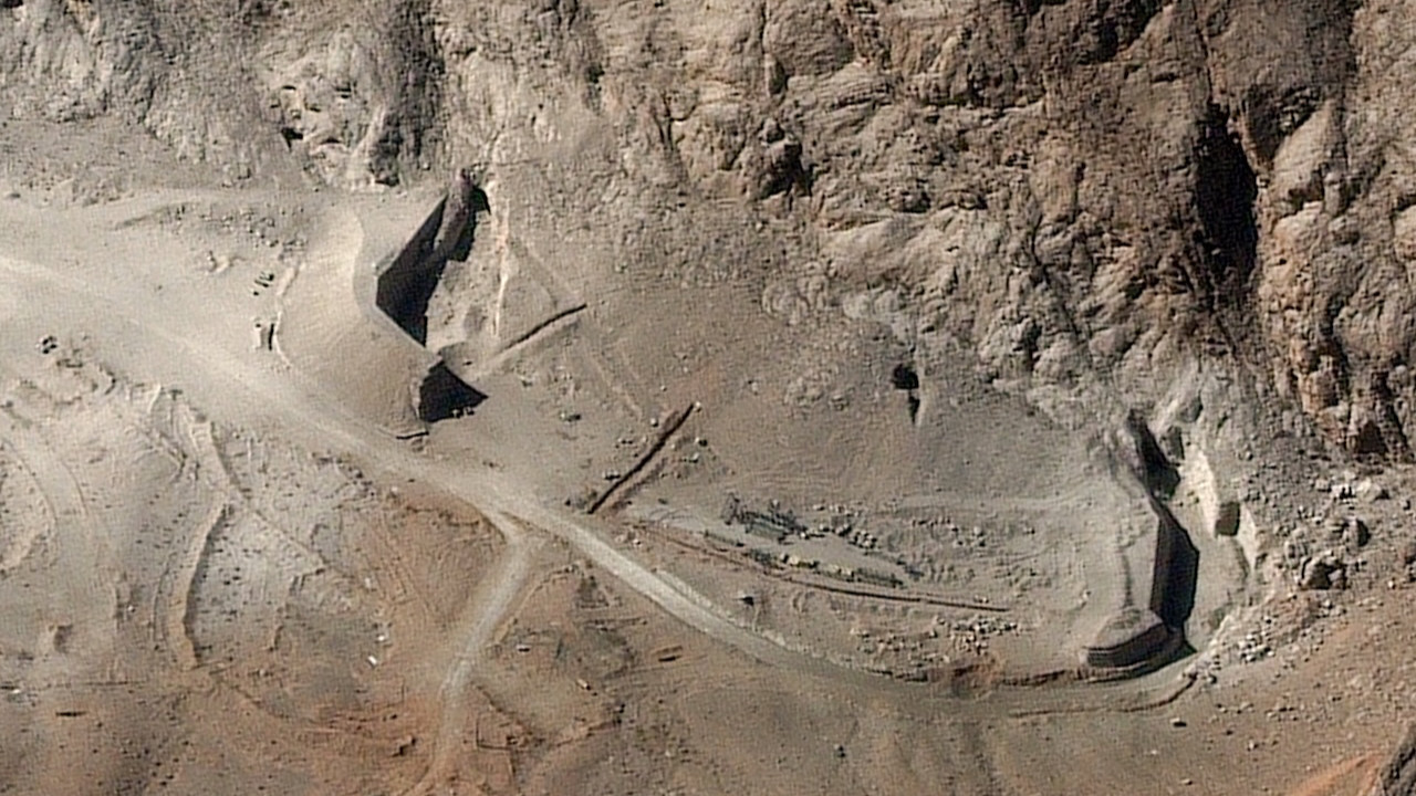 İsrail, İsfahan'ı hedef aldı