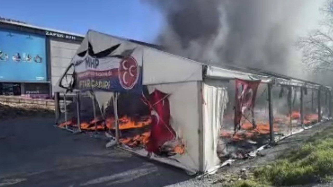 MHP'nin iftar çadırı yandı