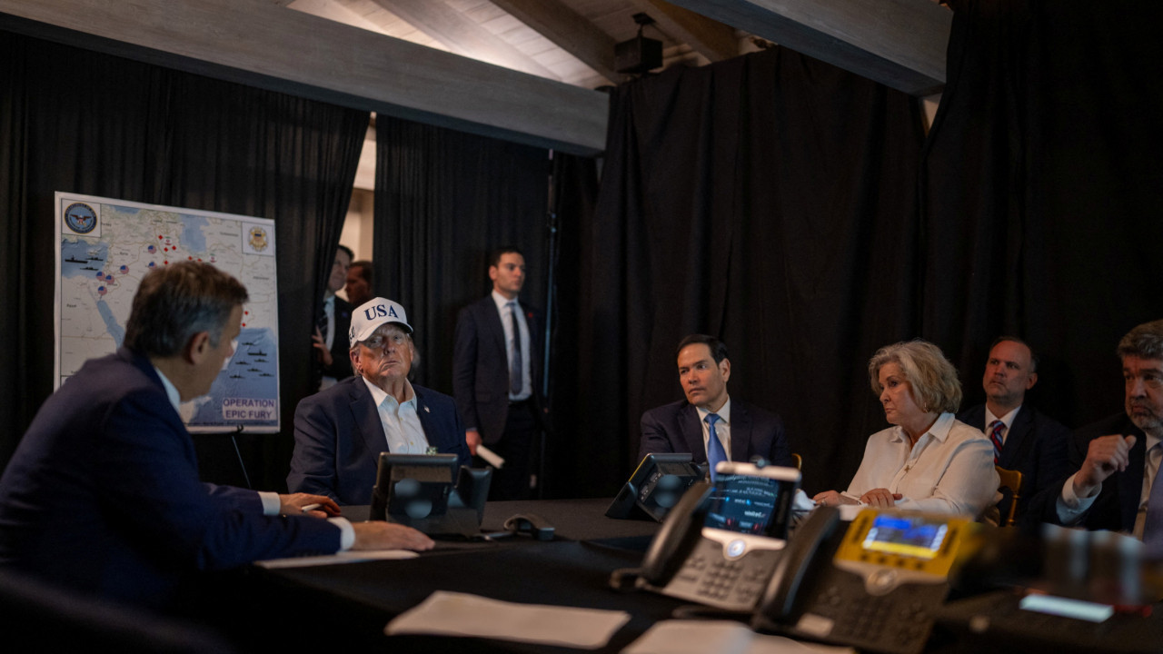 Petrol fiyatları yükseldi, Trump'ın danışmanları alarma geçti