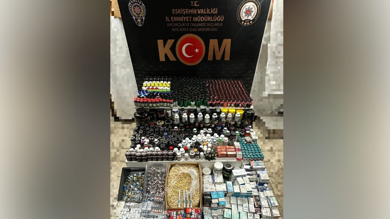 Eskişehir’de 5 milyon liralık kaçak ilaç ve gıda takviyesi ele geçirildi