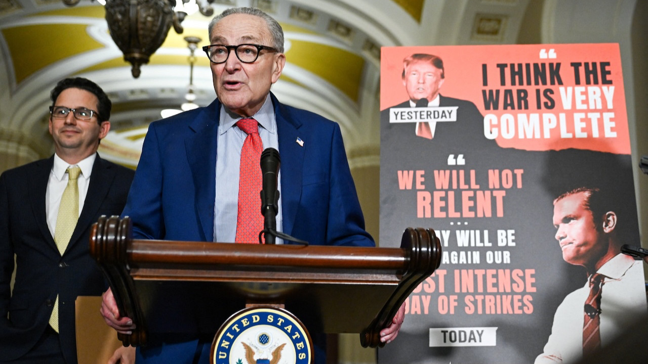 ABD'li siyasetçiden Trump'a "çelişkili açıklama" suçlaması