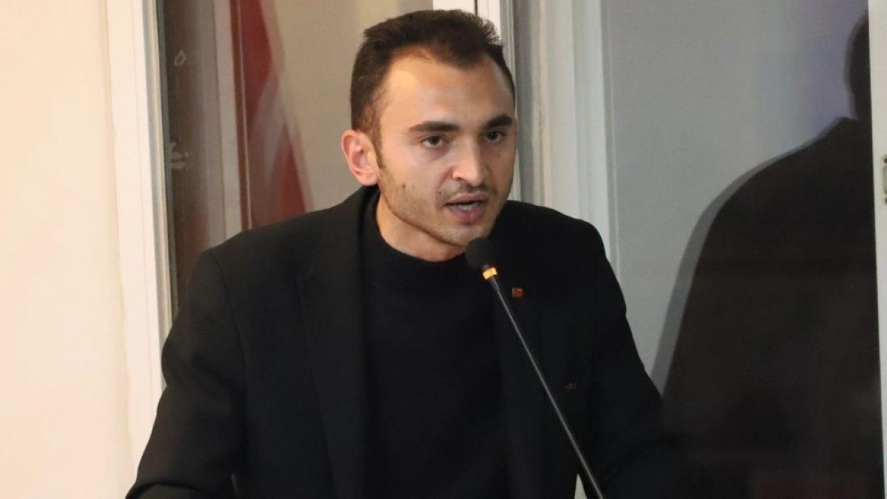 Pankartla hakaret iddiası: 4 kişi gözaltında