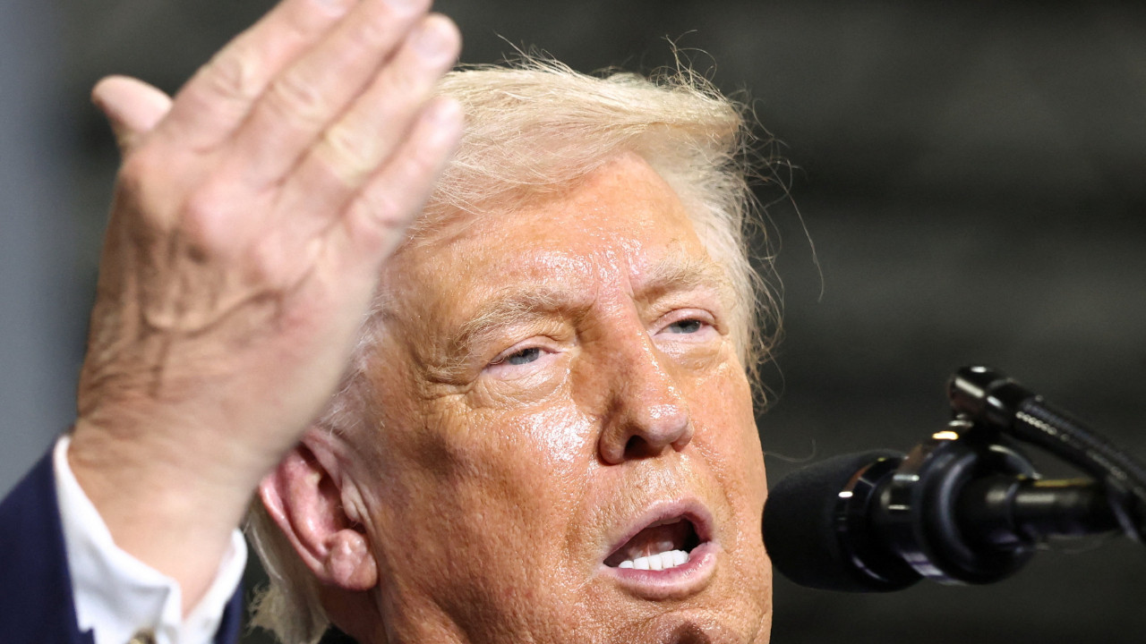 Trump'tan İran'a tehdit: Bir saat içinde imha edebiliriz!