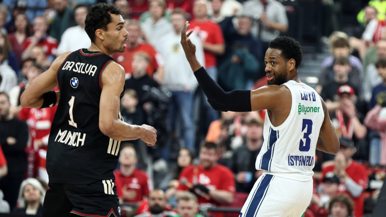 Anadolu Efes, Bayern Münih'i son saniye üçlüğüyle devirdi: 80-81