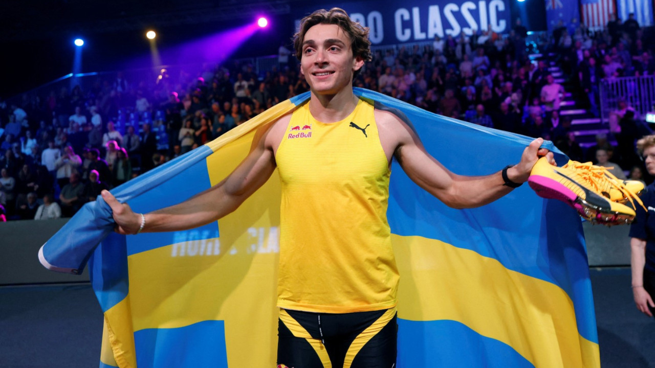 Duplantis durmuyor: 15. kez dünya rekoru kırdı