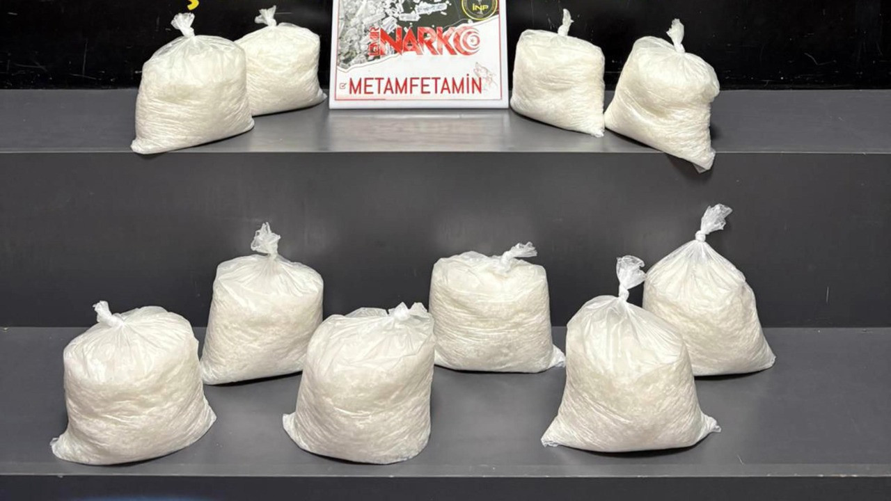Kargo firmasına operasyon: 9 kilo 620 gram metamfetamin ele geçirildi