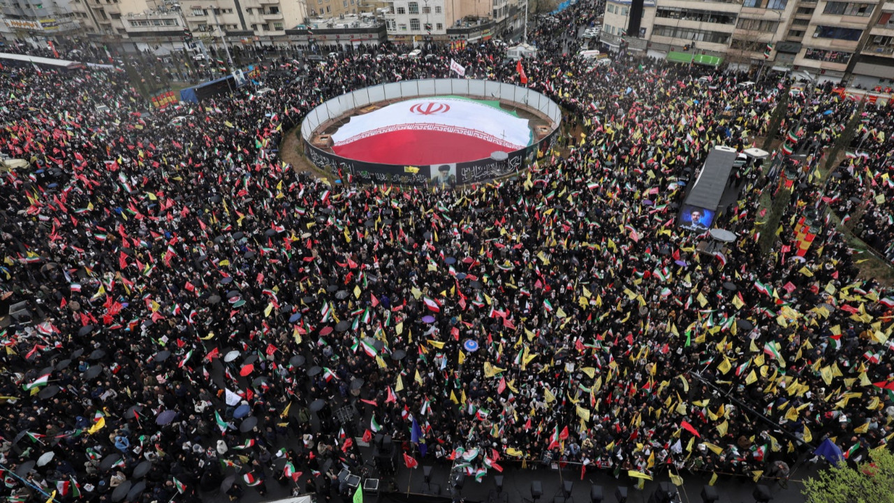 Korkutan açıklama: İsrail'den Tahran'daki gösteriye saldırı tehdidi