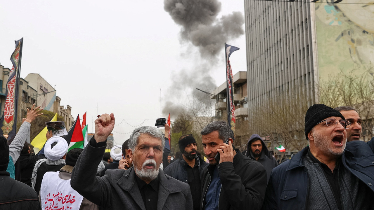 Hamas'tan İran'a çağrı: Komşu ülkeleri hedef alma