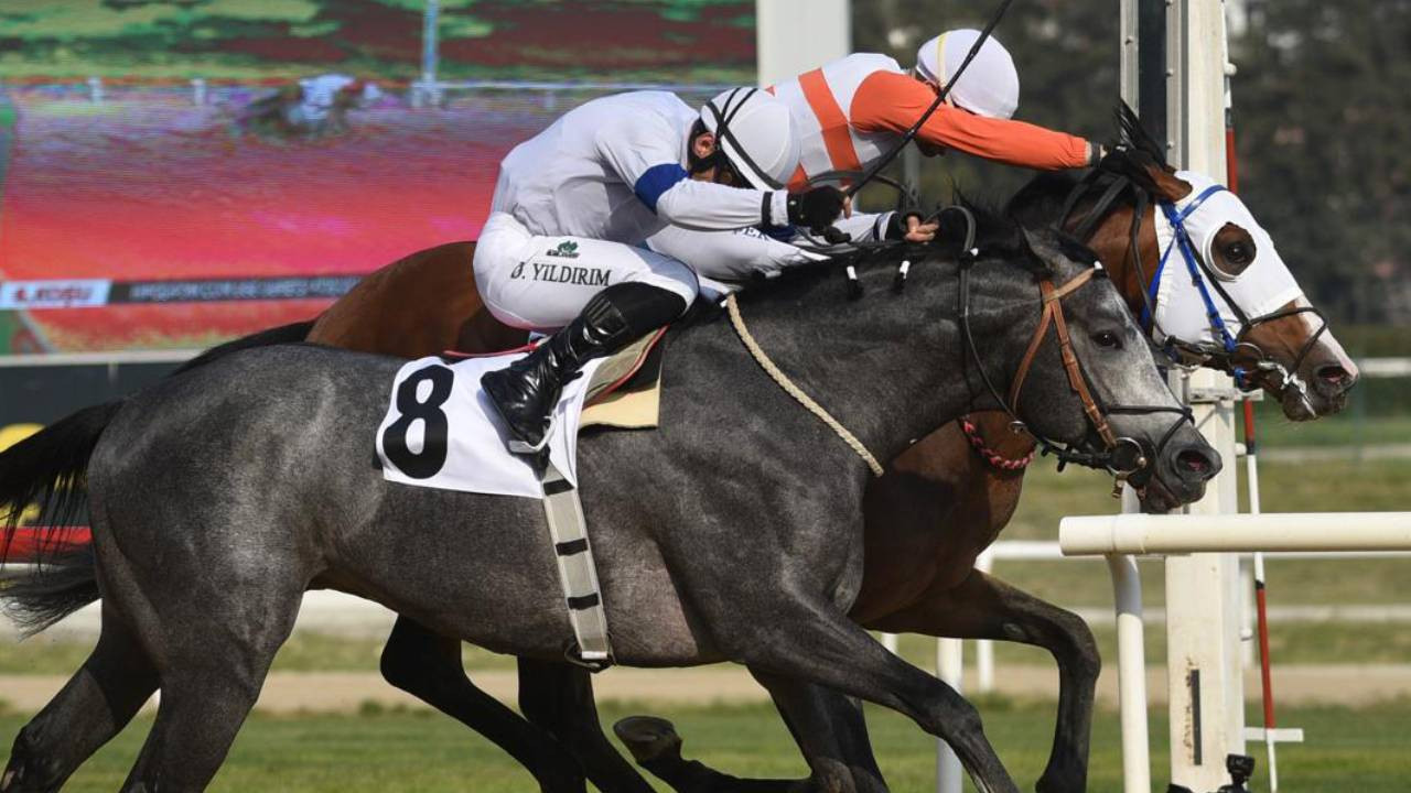 Ege Derbisi'nde zaferin adı The Protecter! Mustafa Çiçek bir ilki yaşadı