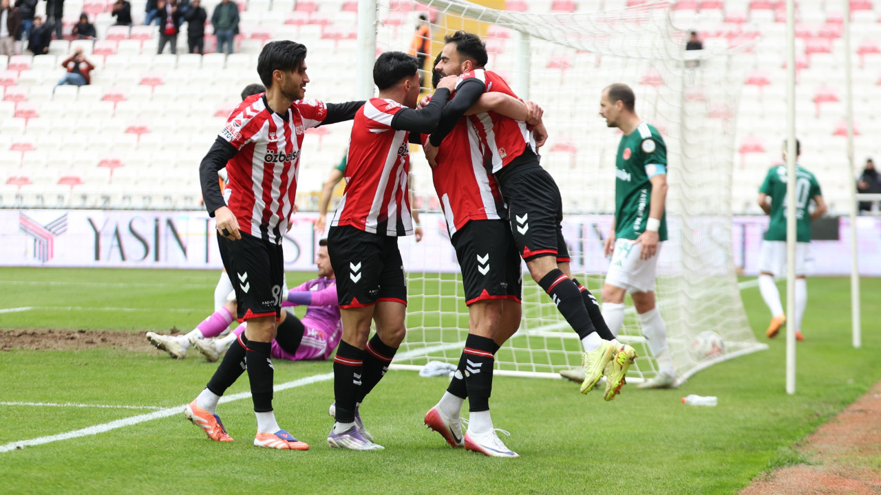 Sivasspor, Ümraniye'yi tek golle geçti: 1-0
