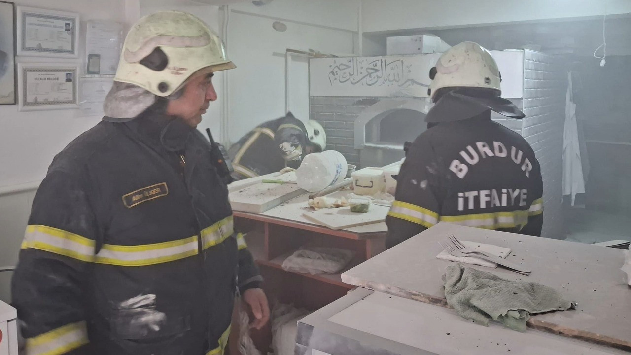 Pide salonunda doğalgaz patlaması: 1 yaralı