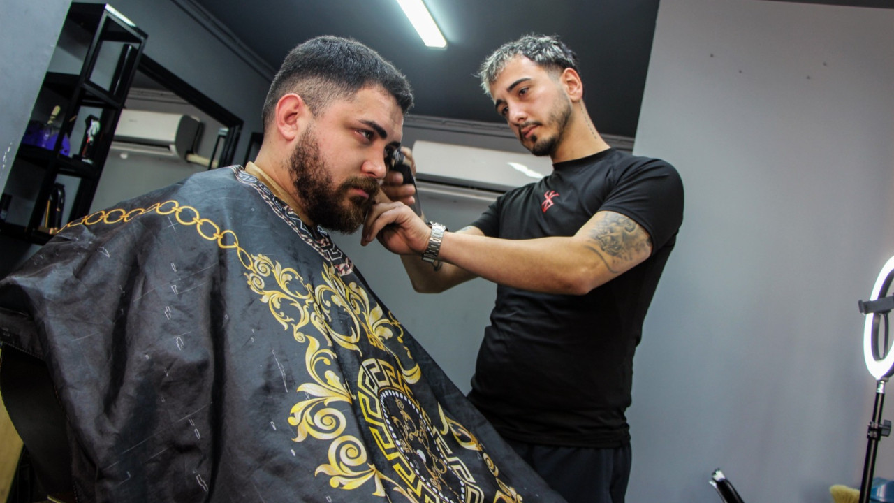 Bayram tıraşı için haftalar öncesinden sıraya girdiler